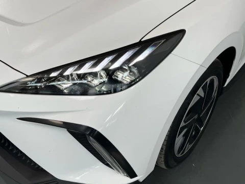 MG4 64kWh Luxury