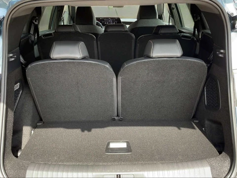 Peugeot 5008 Hybrid 1.2 107KW Allure eDCS6