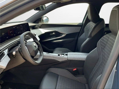 Peugeot 5008 Hybrid 1.2 107KW Allure eDCS6