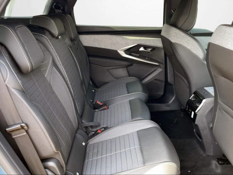 Peugeot 5008 Hybrid 1.2 107KW Allure eDCS6