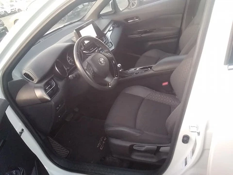 Toyota C-HR 1.8 125H Advance