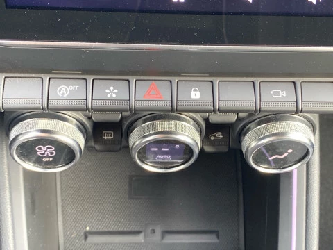 Renault Clio techno Eco-G 100cv (74kW)