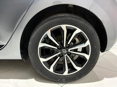 Renault Clio techno Eco-G 100cv (74kW)