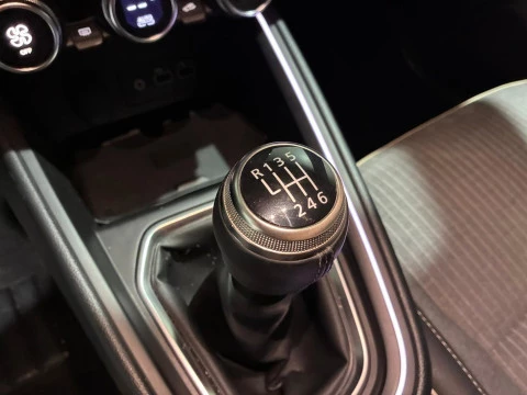 Renault Clio techno Eco-G 100cv (74kW)