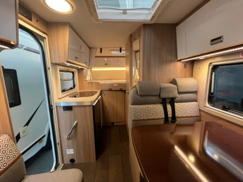 LAIKA KOSMO KOSMO COMPACT 5