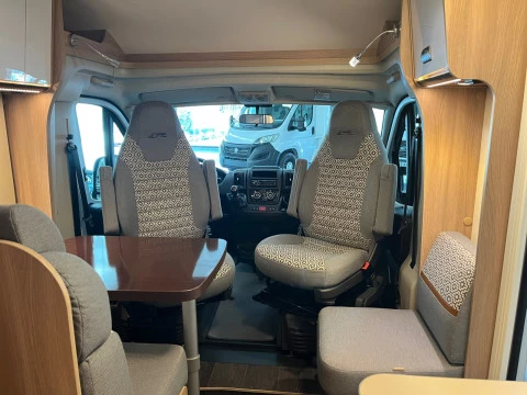 LAIKA KOSMO KOSMO COMPACT 5