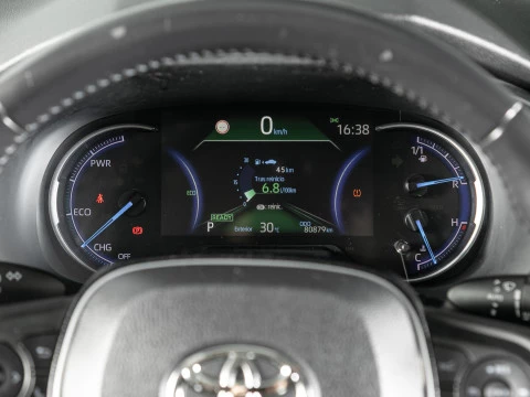 Toyota Rav4 2.5l 220H Advance