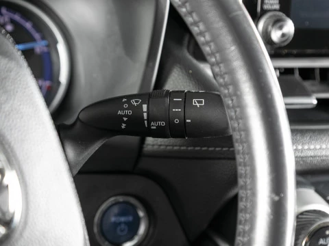 Toyota Rav4 2.5l 220H Advance