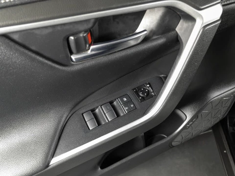 Toyota Rav4 2.5l 220H Advance