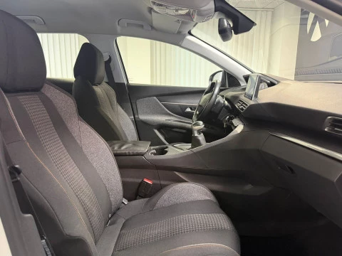 Peugeot 3008 1.5L BlueHDi 96kW (130CV) S&S Crossway