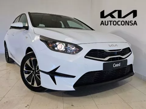 Kia Ceed 1.0 T-GDi 74kW (100CV) Concept Kia Ceed 1.0 T-GDi 74kW (100CV) Concept