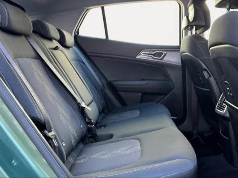 Kia Sportage 1.6 CRDi MHEV Drive 4x2 100 kW (136 CV)