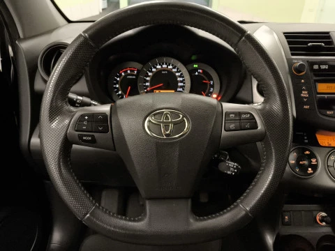 Toyota Rav4 2.2 D-4D Advance 4x2 110 kW (150 CV)