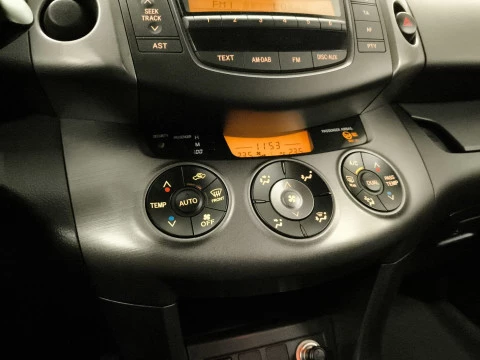 Toyota Rav4 2.2 D-4D Advance 4x2 110 kW (150 CV)