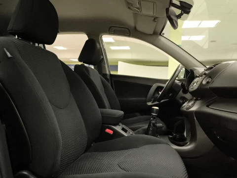 Toyota Rav4 2.2 D-4D Advance 4x2 110 kW (150 CV)