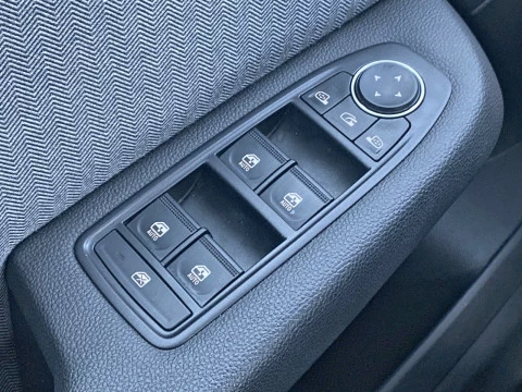 Renault Clio techno Eco-G 100cv (74kW)