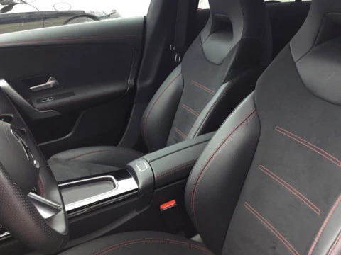 Mercedes-Benz Clase CLA  200 Coupé