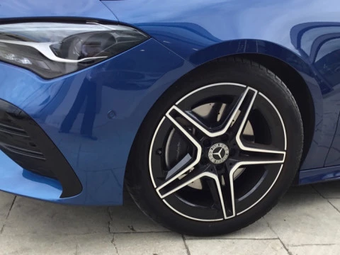 Mercedes-Benz Clase CLA  200 Coupé