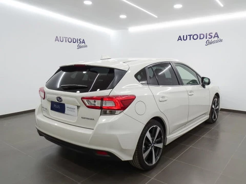 Subaru Impreza 1.6iS CVT Lineartronic Executive AWD