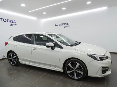 Subaru Impreza 1.6iS CVT Lineartronic Executive AWD