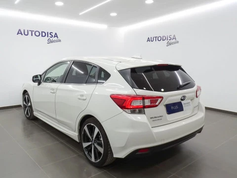 Subaru Impreza 1.6iS CVT Lineartronic Executive AWD