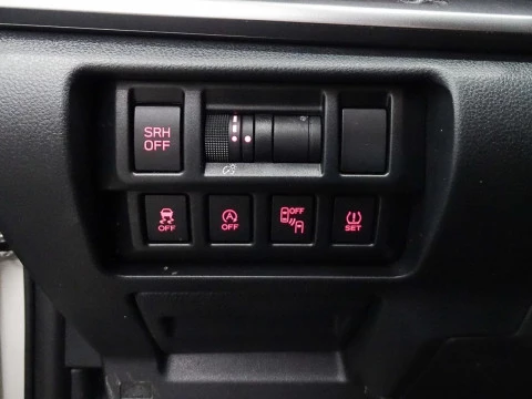 Subaru Impreza 1.6iS CVT Lineartronic Executive AWD