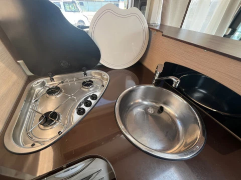 MCLOUIS NEVIS NEVIS 68