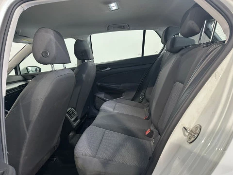 Volkswagen Golf 2.0TDI 85KW VIII