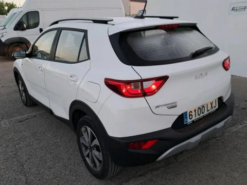 Kia Stonic 1.0 T-GDi 74kW (100CV) MHEV iMT Concept