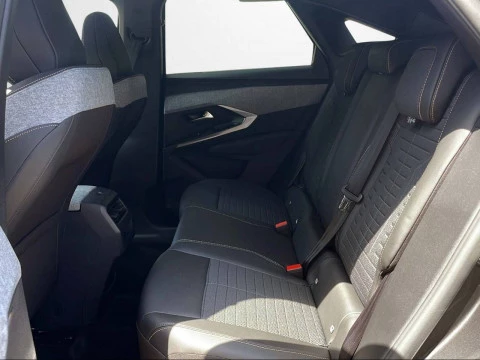 Peugeot 3008 Hybrid 1.2 107KW Allure eDCS6