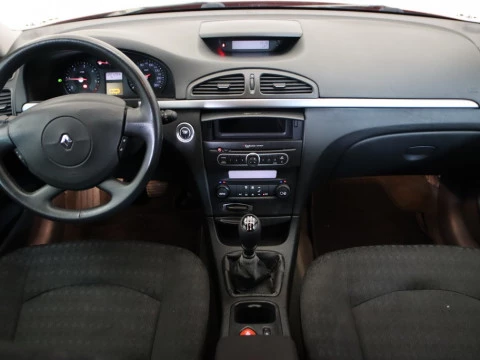 Renault LAGUNA 1.9 DIESEL 120 5P