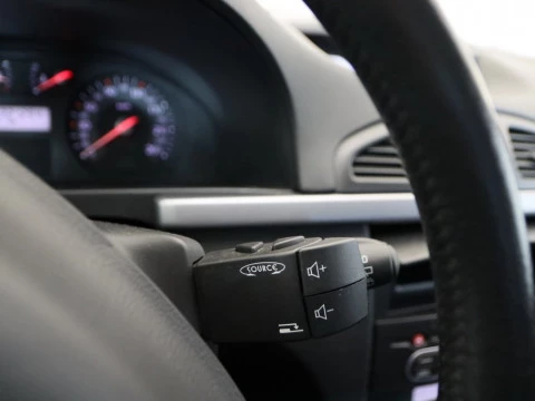 Renault LAGUNA 1.9 DIESEL 120 5P