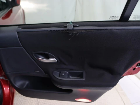 Renault LAGUNA 1.9 DIESEL 120 5P