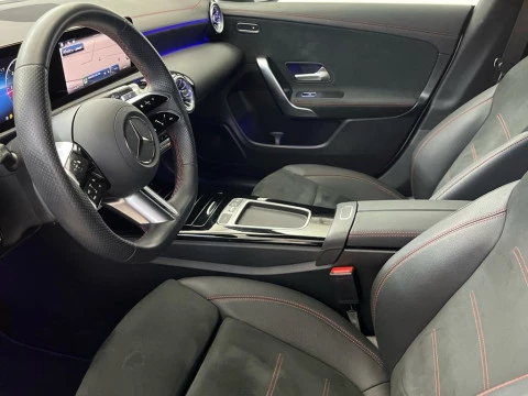 Mercedes-Benz CLA 220 d AMG Line