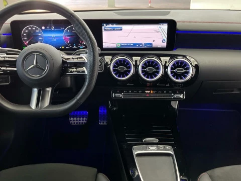 Mercedes-Benz CLA 220 d AMG Line