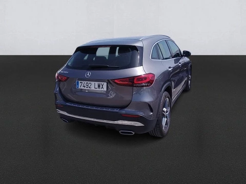 Mercedes-Benz GLA GLA 200 D