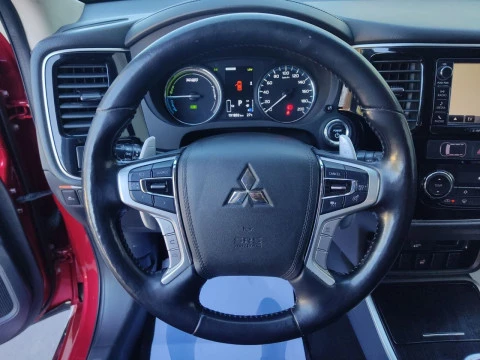 Mitsubishi Outlander 2.0 PHEV Kaiteki Auto 4WD