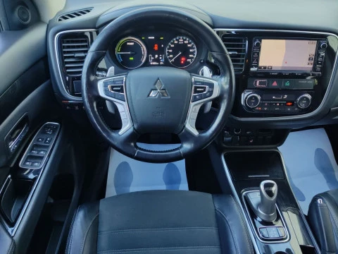 Mitsubishi Outlander 2.0 PHEV Kaiteki Auto 4WD
