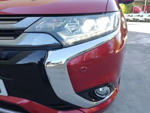 Mitsubishi Outlander 2.0 PHEV Kaiteki Auto 4WD