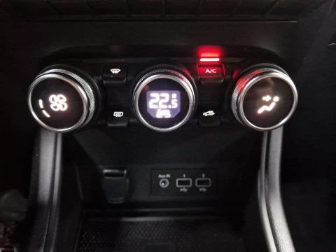 Renault Captur techno TCe 103 kW (140CV) EDC GPF