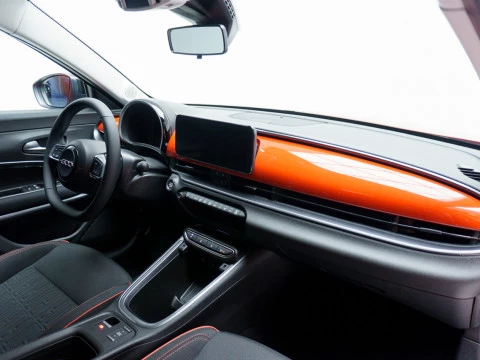 Fiat 600 600e RED 54kwh 115kw (156cv)