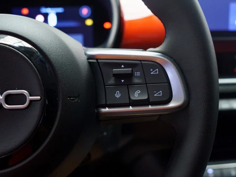 Fiat 600 600e RED 54kwh 115kw (156cv)