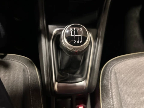 Renault Captur techno Eco-G 100cv (74 kW)