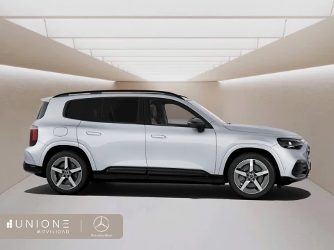 Mercedes-Benz GLB  250+ con tecnología EQ