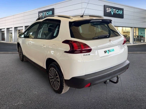 Peugeot 2008 Active 1.2L PureTech 82