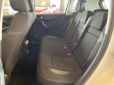 Peugeot 2008 Active 1.2L PureTech 82