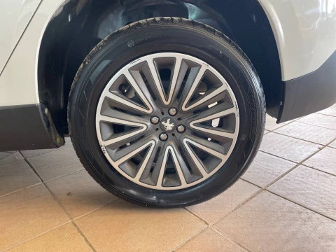 Peugeot 2008 Active 1.2L PureTech 82