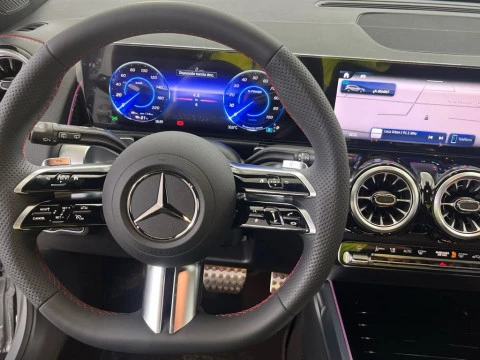 Mercedes-Benz EQB 250+ AMG Night EDITION