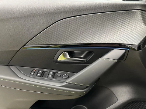 Peugeot e-208 GT Eléctrico Gen2 115 kW (156CV)