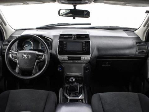 Toyota Land Cruiser 2.8D-4D 150KW VX 204 5P 7 Plazas